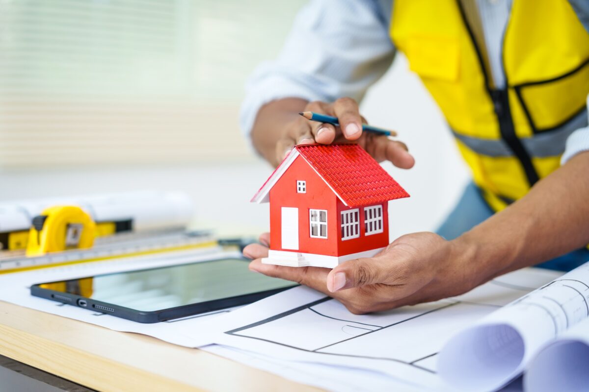 Architecte asiatique : modèle de maison, plans, droit immobilier, zonage, permis, litiges.